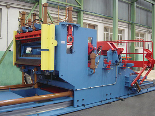 Erection of Drag Pad Unit on Desplaceable Tension Unit