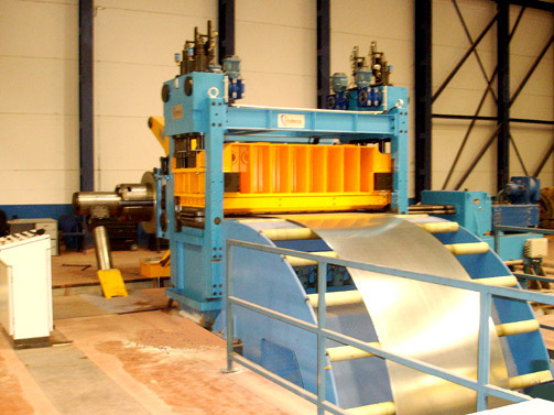 Precision Leveller machine of 3+3 highs for 2000 x 3 mm & Exit Basket 